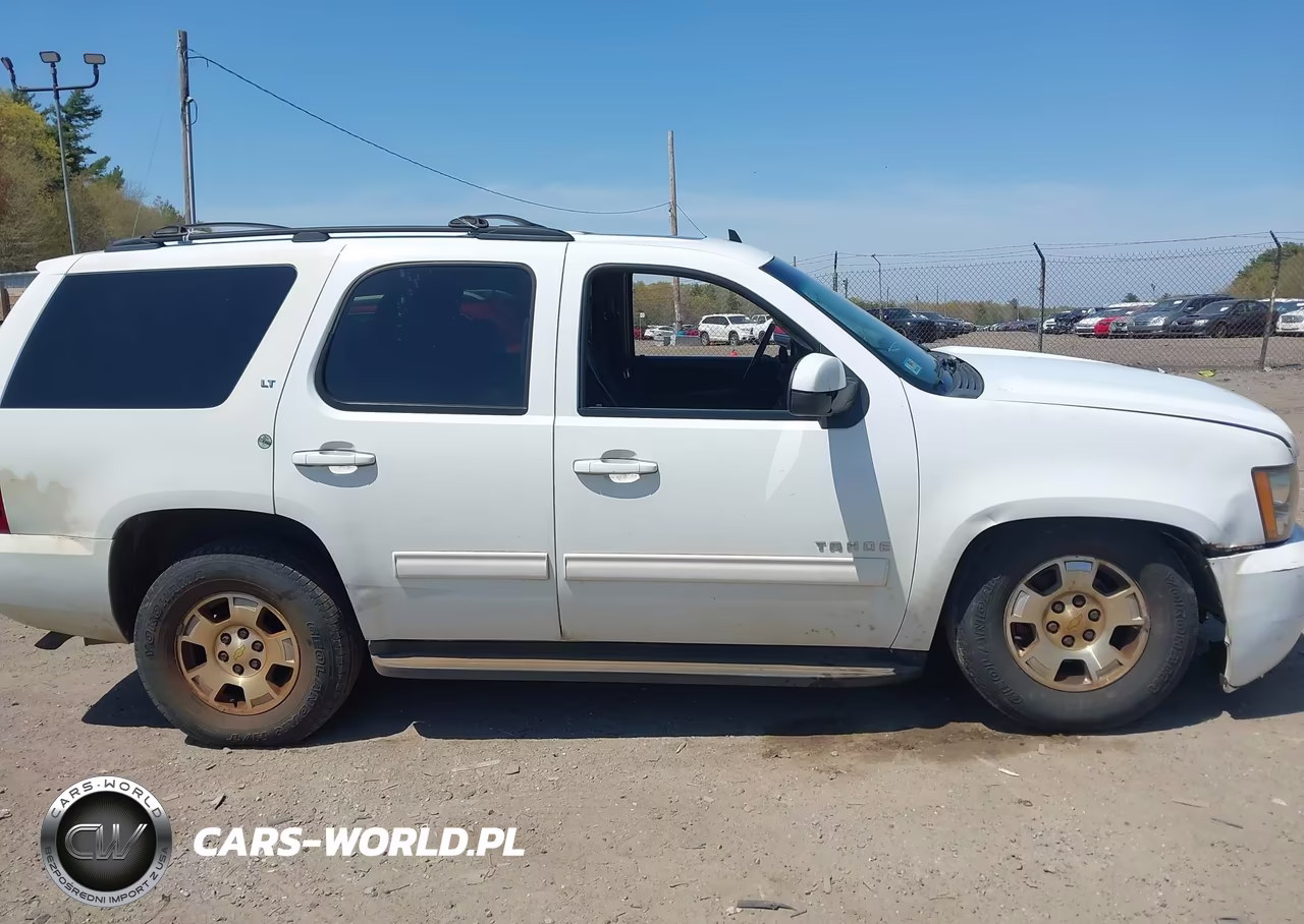 2011 Chevrolet Tahoe Lt VIN:1GNSKBE00BR154091 - 13