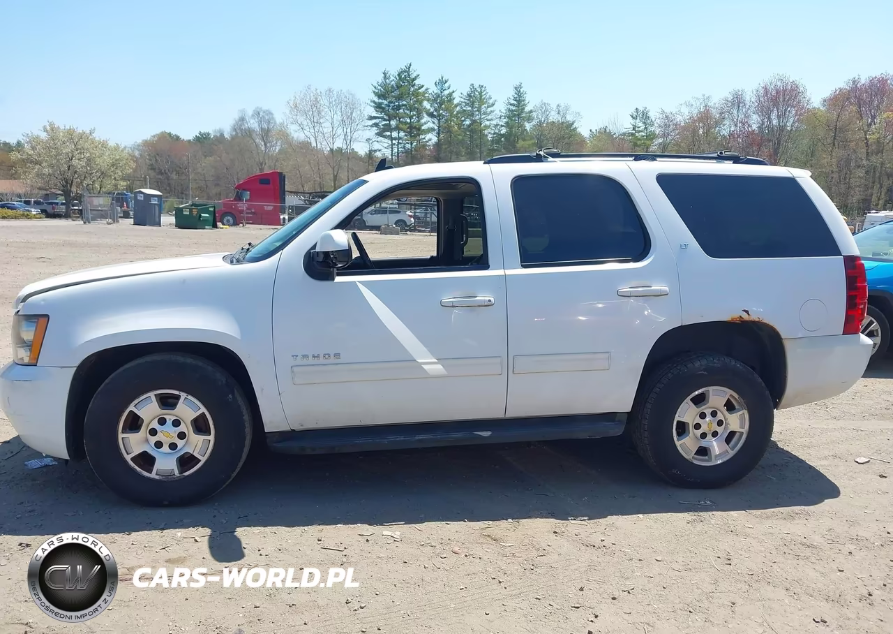 2011 Chevrolet Tahoe Lt VIN:1GNSKBE00BR154091 - 14