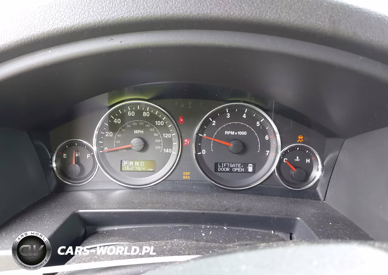 2009 Jeep Commander Sport VIN:1J8HG48KX9C540116 - 7