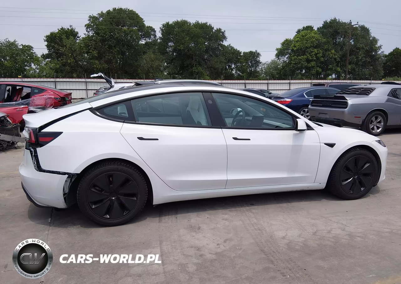 2024 Tesla Model 3 Long Range Dual Motor All-Wheel Drive VIN:5YJ3E1EB3RF799852 - 13
