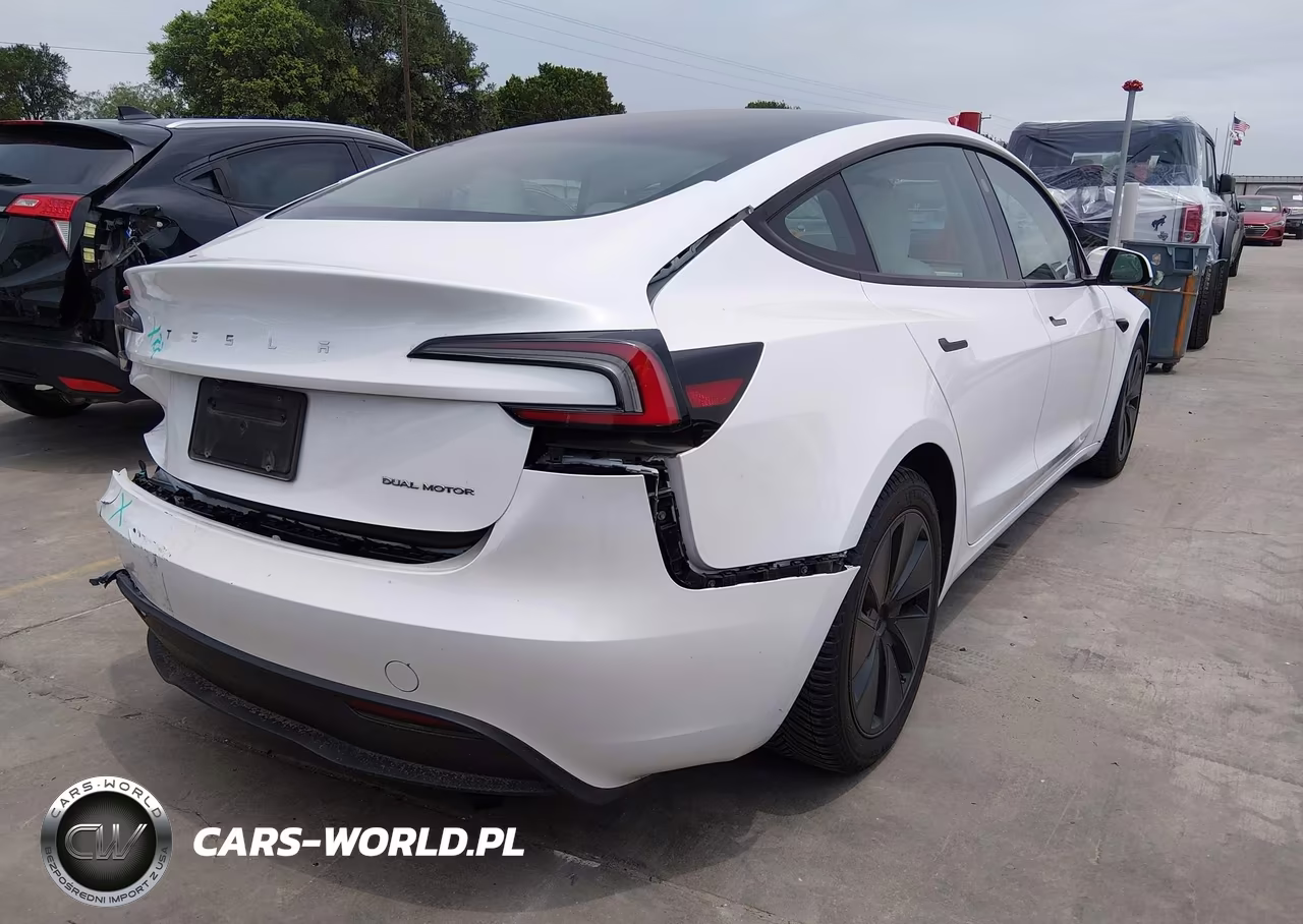 2024 Tesla Model 3 Long Range Dual Motor All-Wheel Drive VIN:5YJ3E1EB3RF799852 - 4