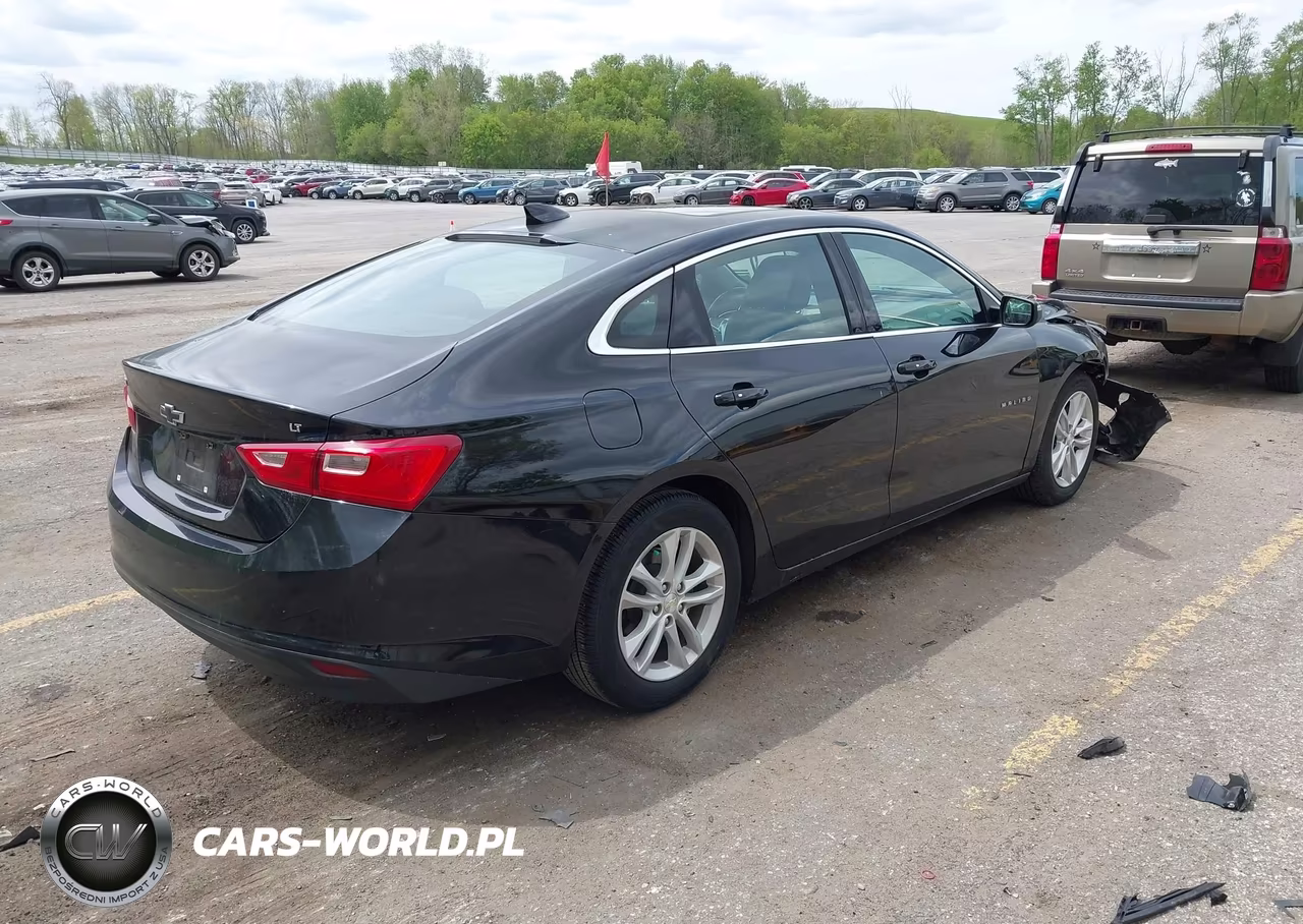 2017 Chevrolet Malibu 1Lt VIN:1G1ZE5ST2HF147693 - 4