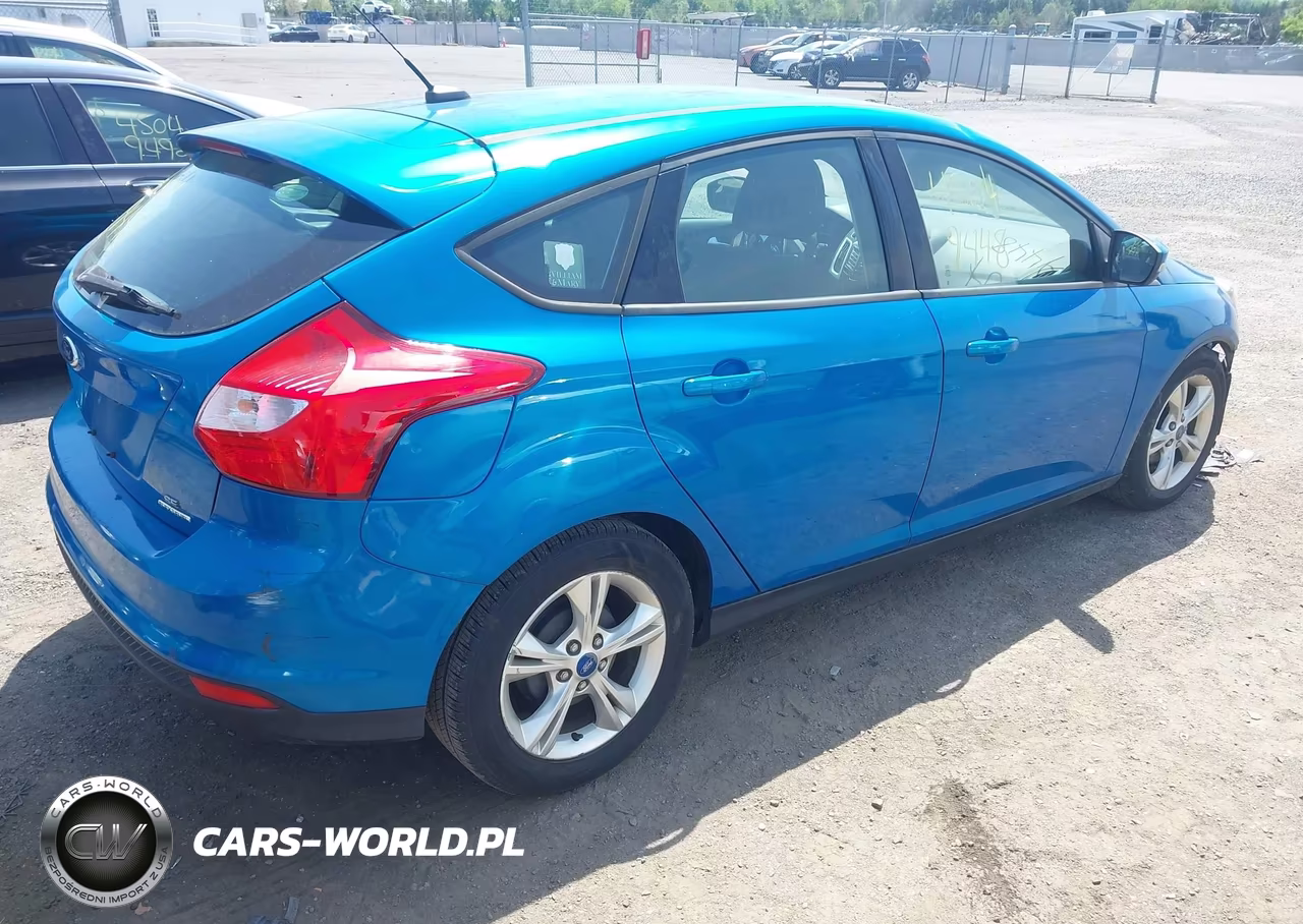 2013 Ford Focus Se VIN:1FADP3K23DL112833 - 4