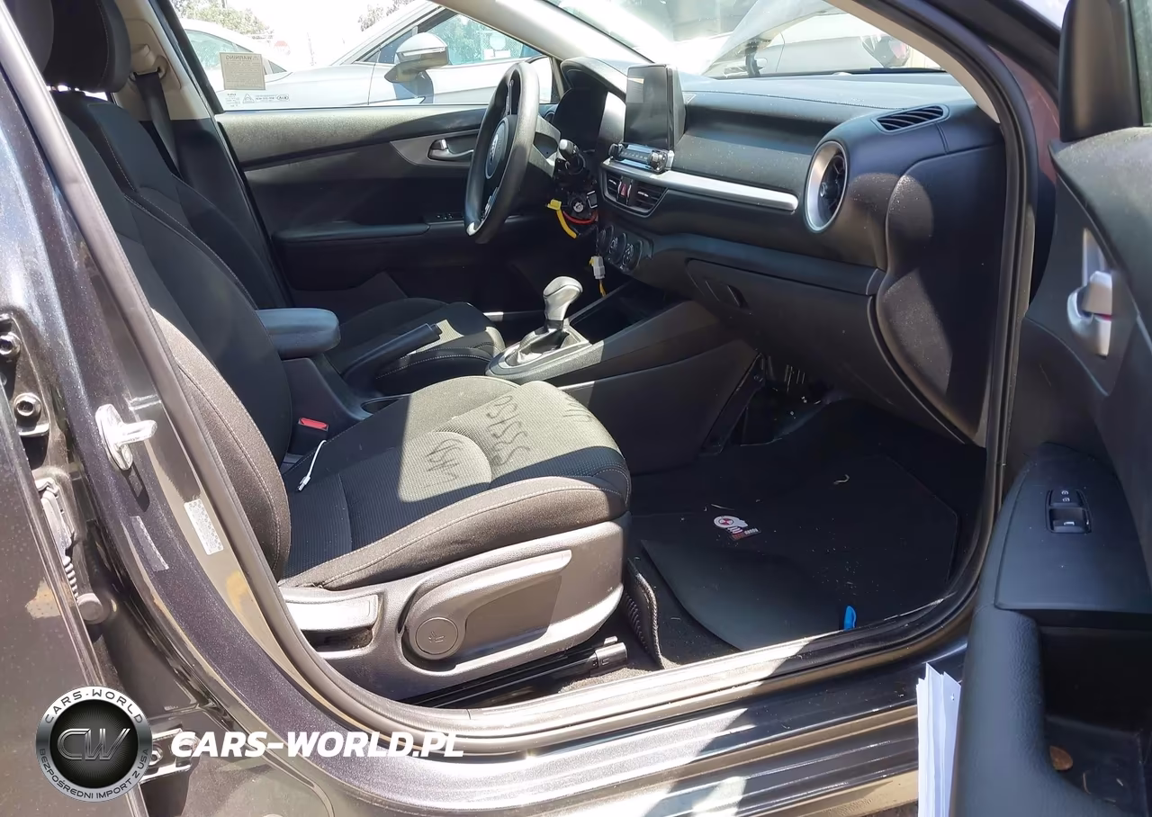 2021 Kia Forte Lxs VIN:3KPF24ADXME408483 - 5