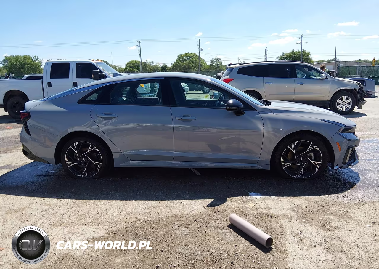 2025 Kia K5 Gt-Line VIN:KNAG64J78S5316880 - 13