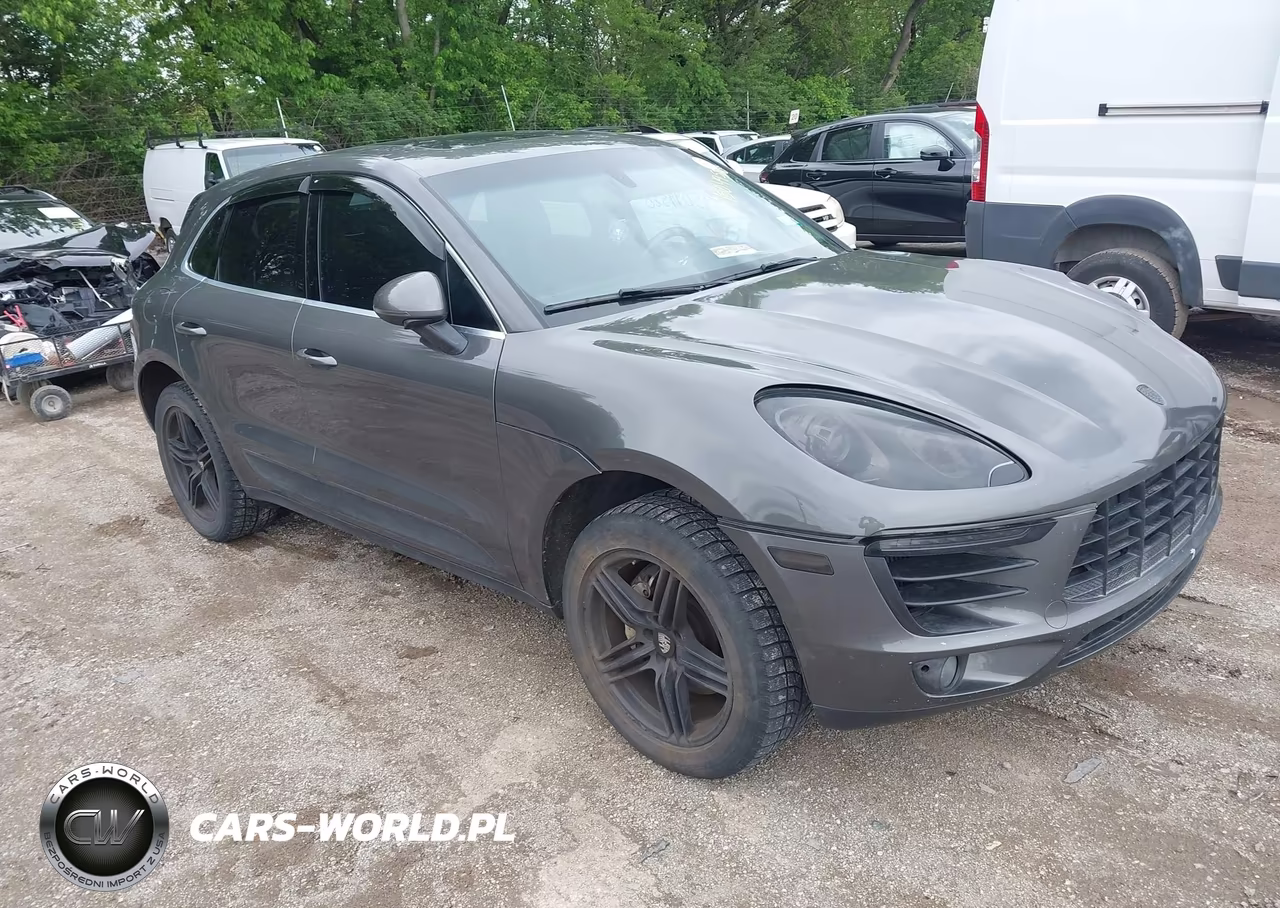 2015 Porsche Macan S