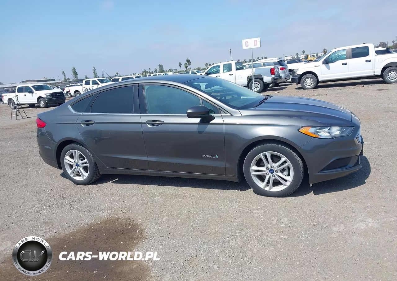 2018 Ford Fusion Hybrid S VIN:3FA6P0UU4JR254580 - 13