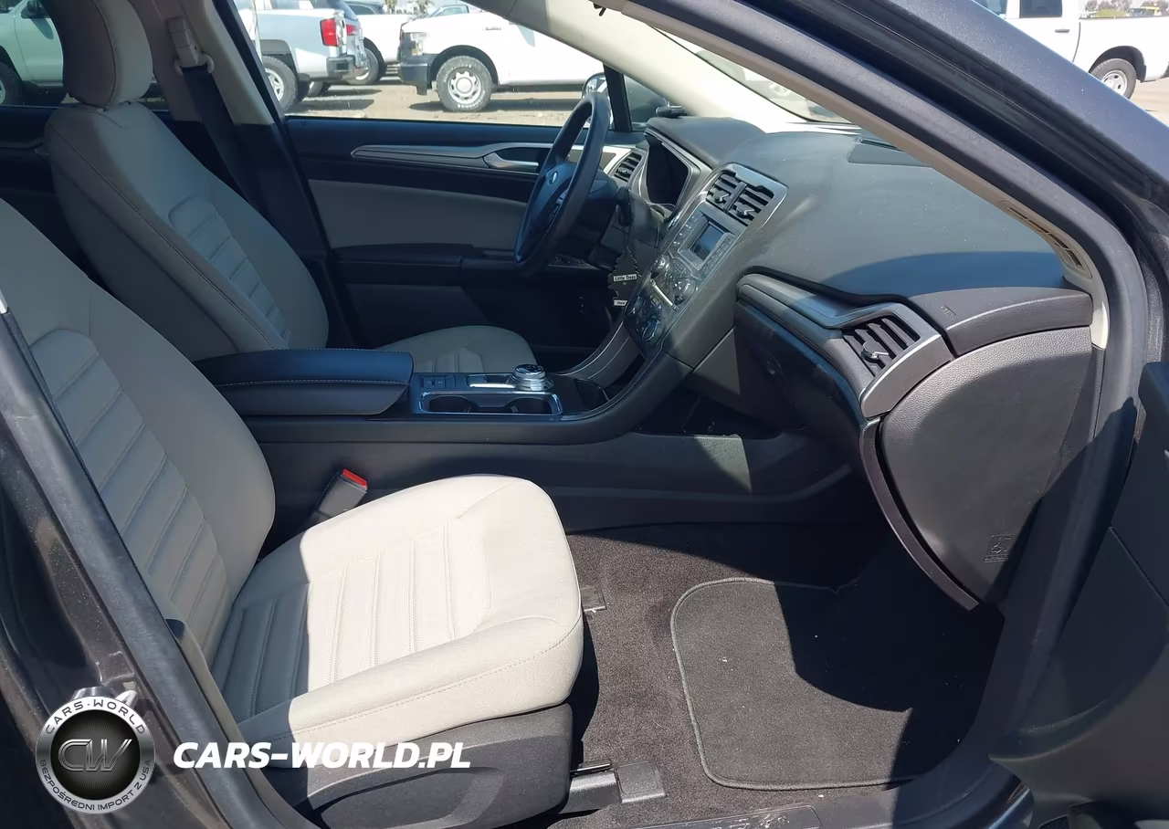 2018 Ford Fusion Hybrid S VIN:3FA6P0UU4JR254580 - 5
