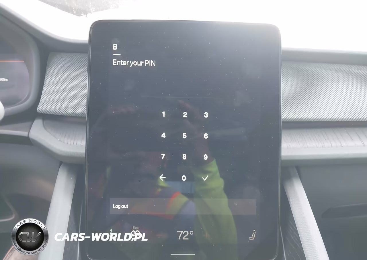 2021 Polestar 2 Launch Edition VIN:LPSED3KA8ML008555 - 18