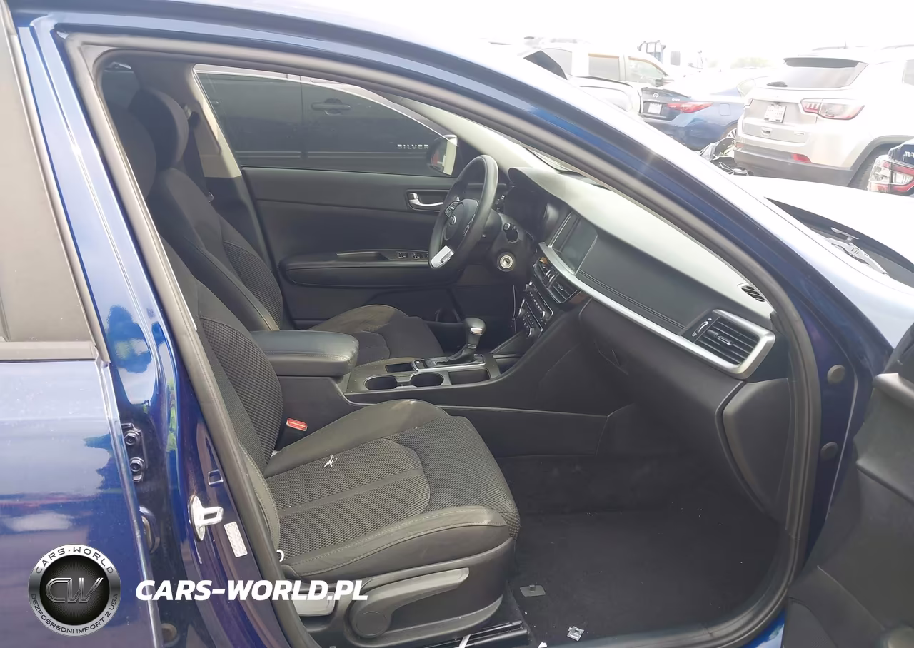 KIA OPTIMA LX VIN:5XXGT4L39LG383068 - 5