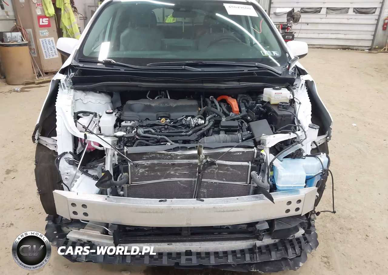 2024 Toyota Sienna Le VIN:5TDKSKFCXRS110810 - 6
