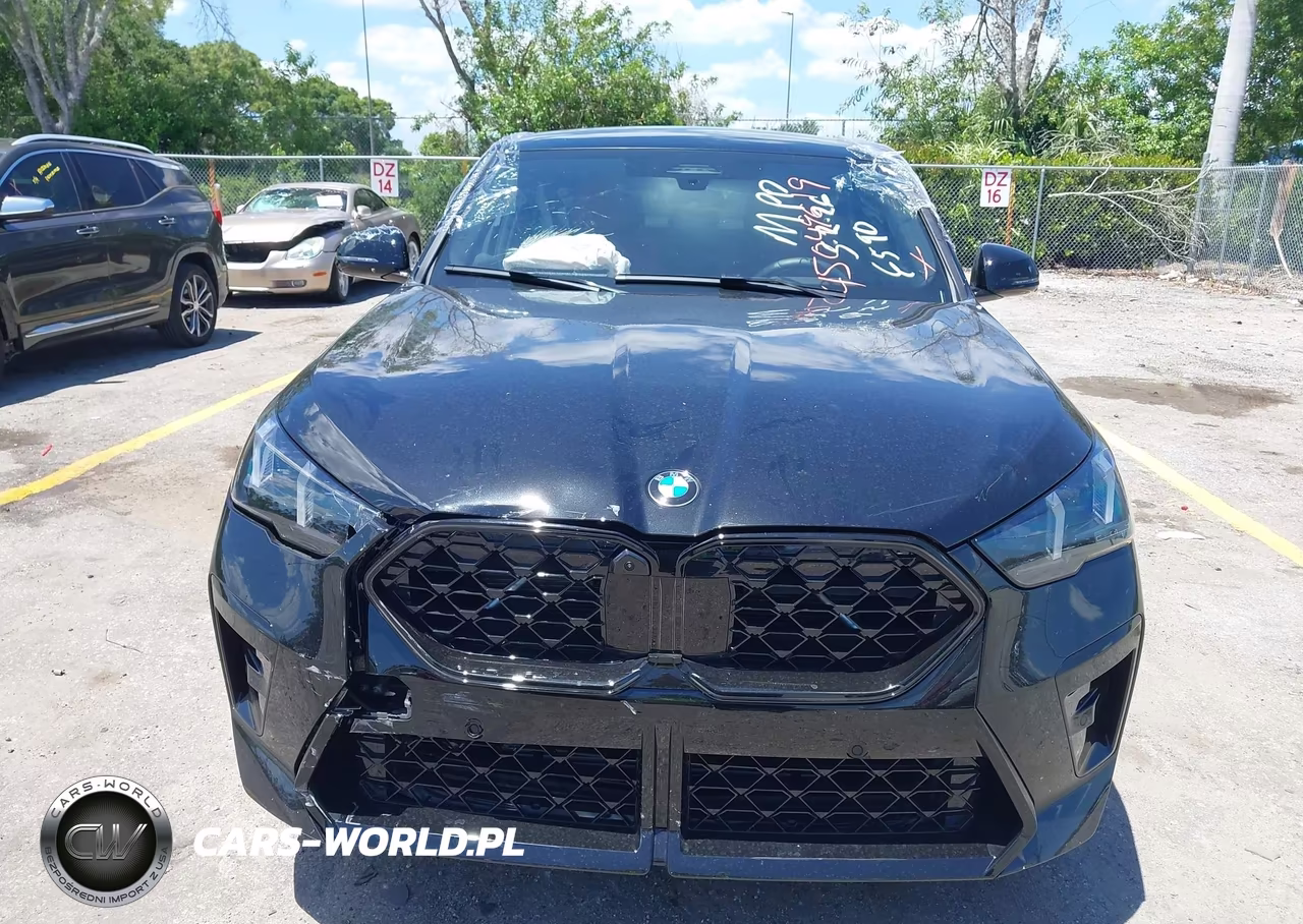 2026 BMW X2 xDrive28I VIN:WBX63GM05T5566590 - 11