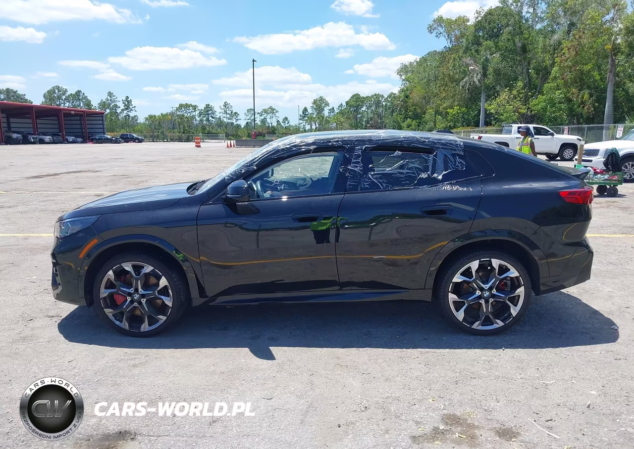 2026 BMW X2 xDrive28I VIN:WBX63GM05T5566590 - 13