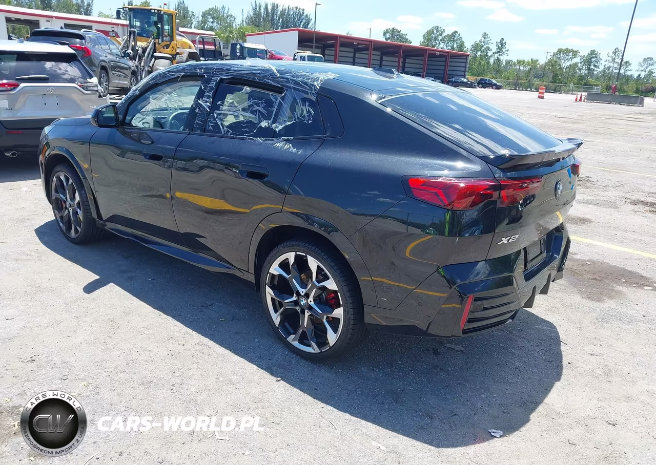 2026 BMW X2 xDrive28I VIN:WBX63GM05T5566590 - 3