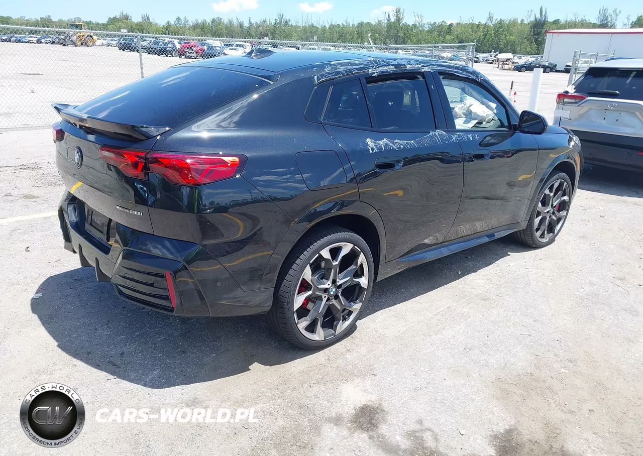 2026 BMW X2 xDrive28I VIN:WBX63GM05T5566590 - 4