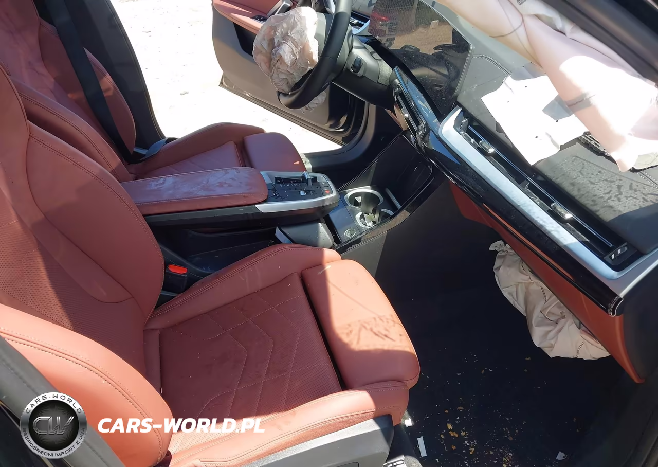 2026 BMW X2 xDrive28I VIN:WBX63GM05T5566590 - 5