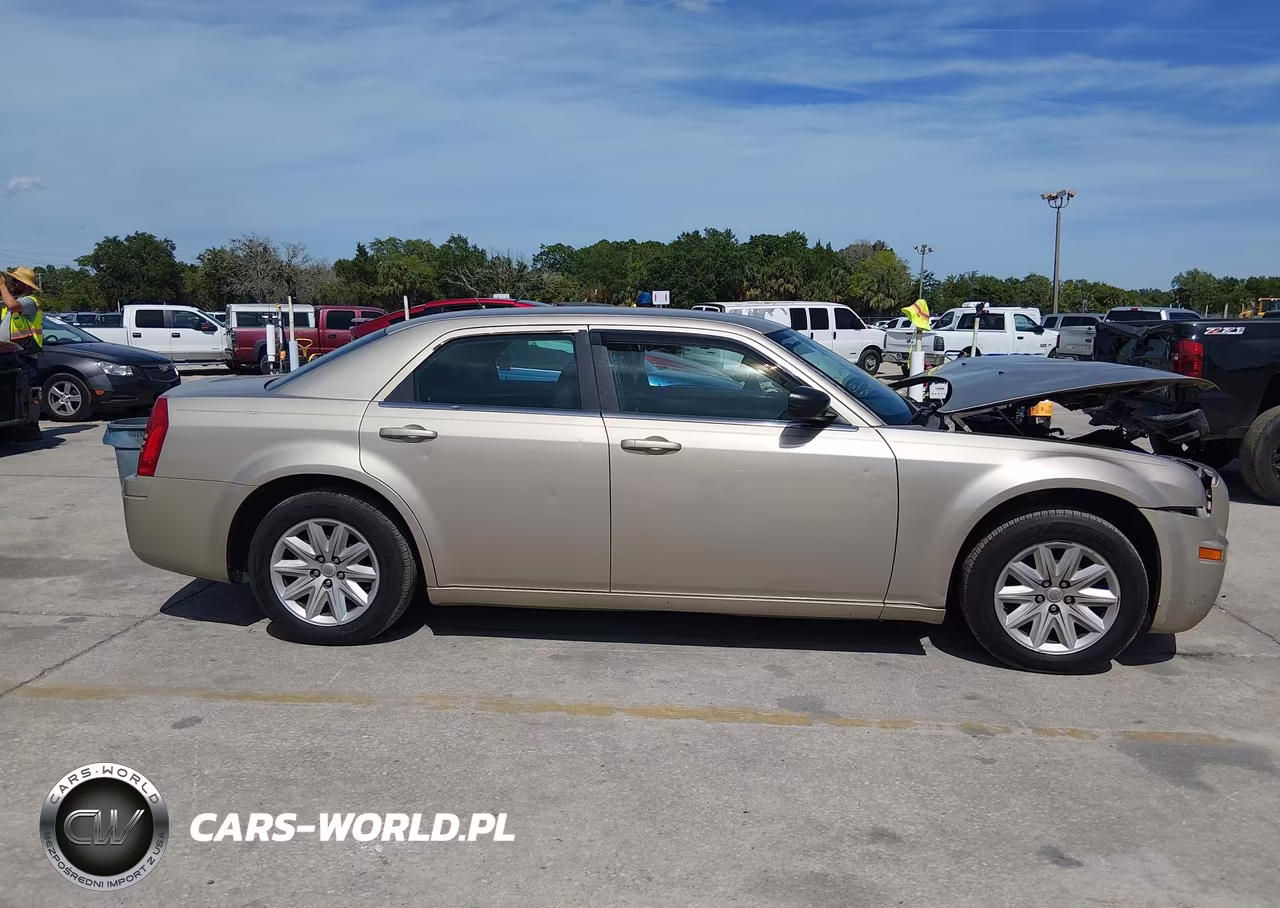 2008 Chrysler 300 Lx VIN:2C3KA43R68H135969 - 13