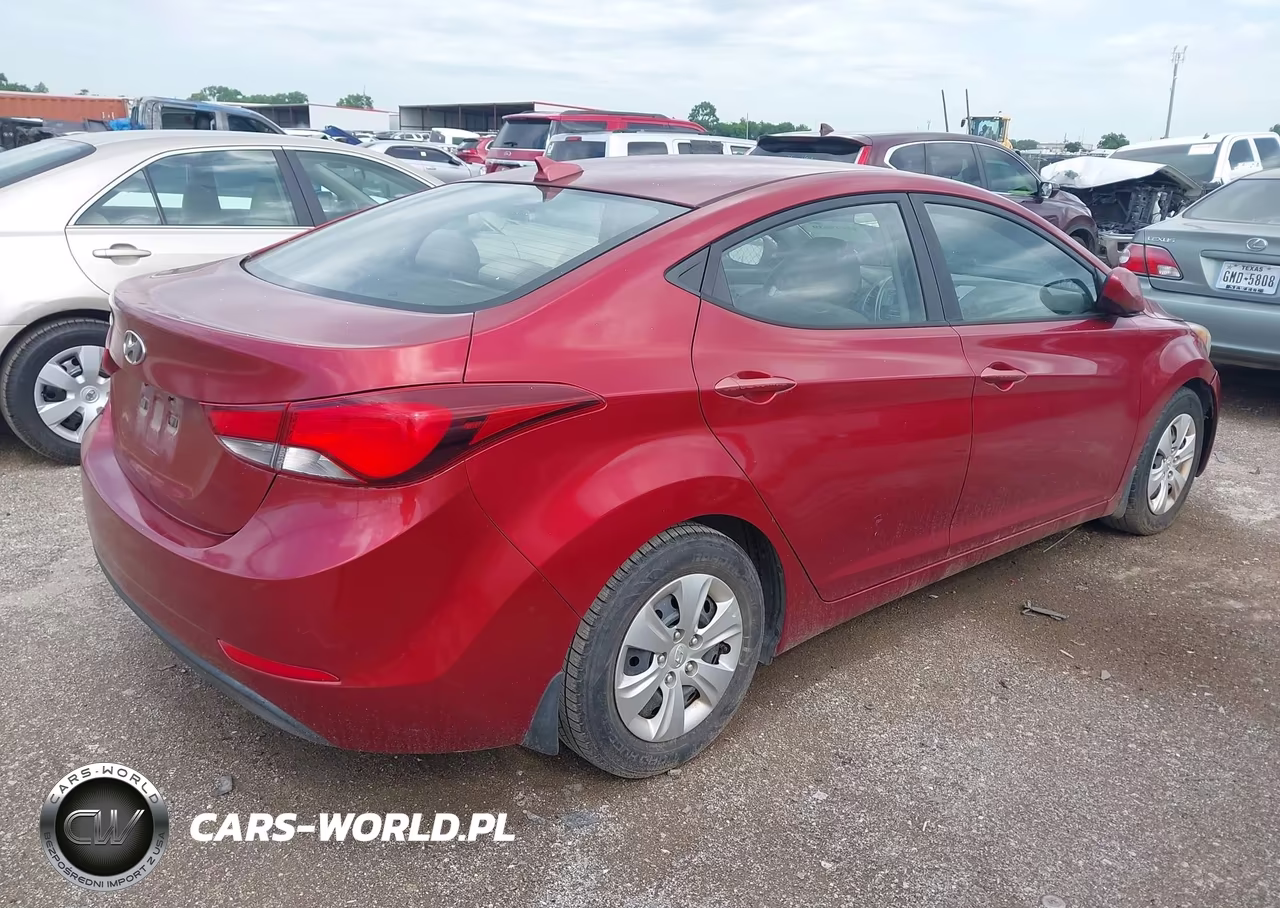 2016 Hyundai Elantra Se VIN:5NPDH4AE9GH666699 - 4