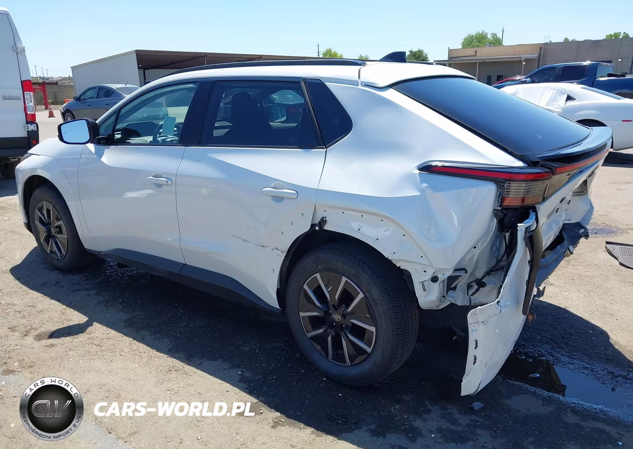 2026 Toyota Bz Xle VIN:JTMBFAEB5TA005409 - 3