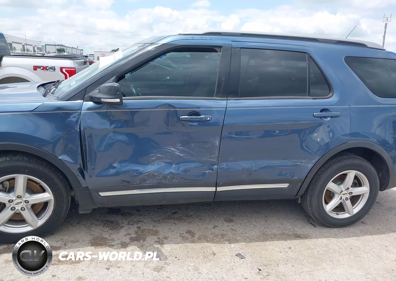 2018 Ford Explorer Xlt VIN:1FM5K7D82JGB78344 - 6