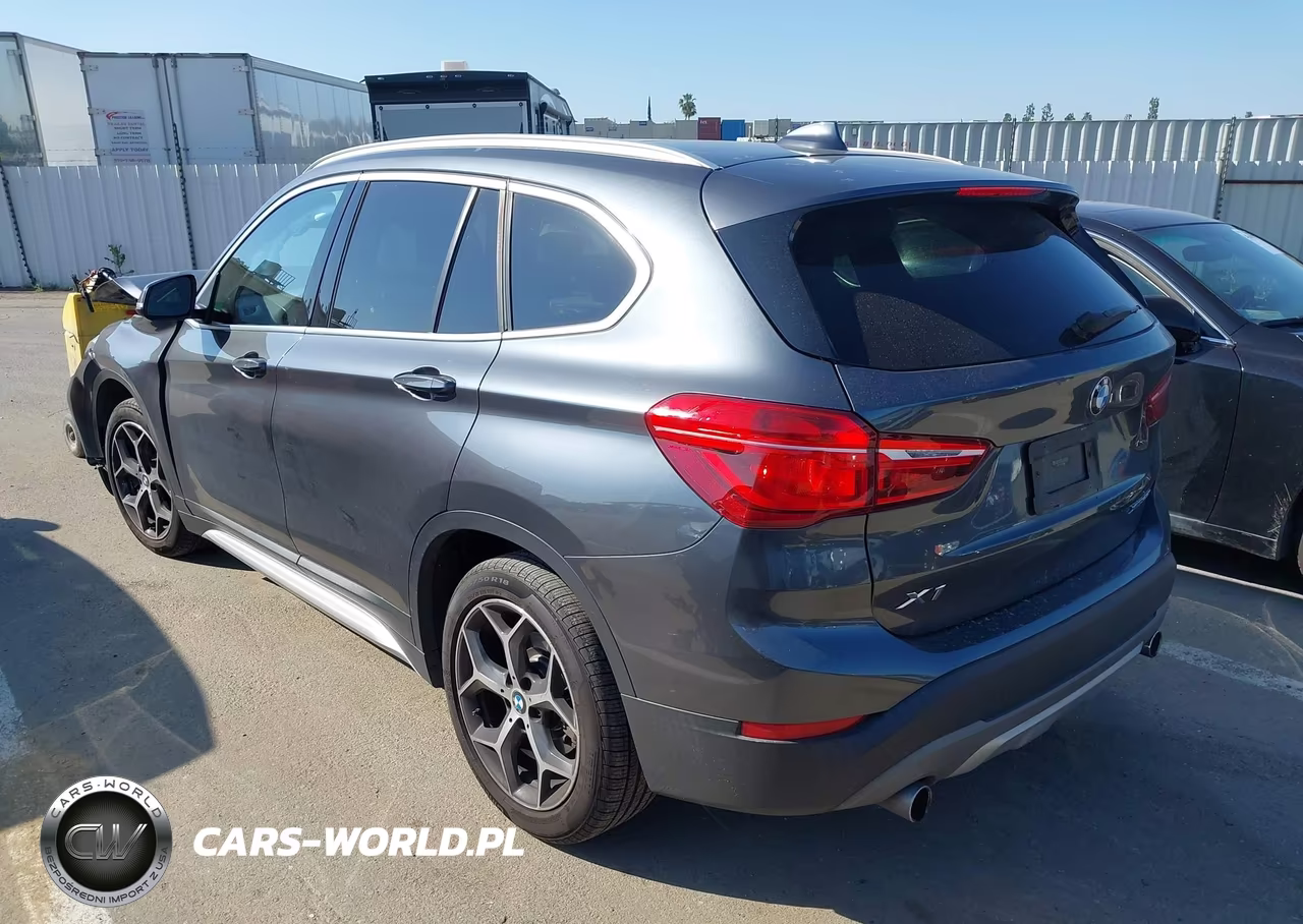 2018 BMW X1 xDrive28I VIN:WBXHT3C33J5L33821 - 3