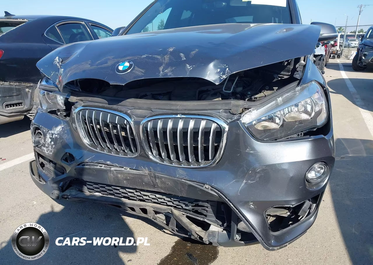 2018 BMW X1 xDrive28I VIN:WBXHT3C33J5L33821 - 6