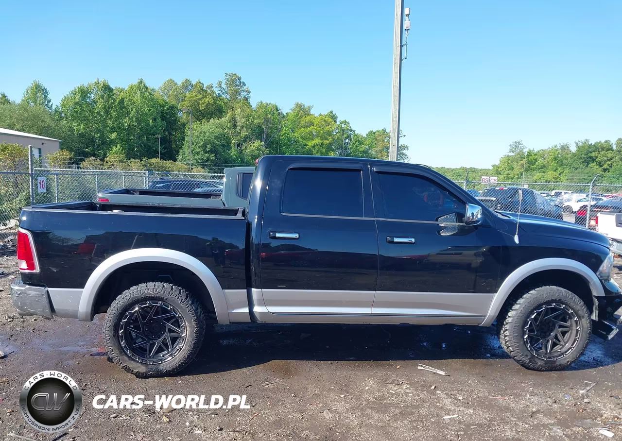 2013 Ram 1500 Laramie VIN:1C6RR7NT4DS511074 - 13