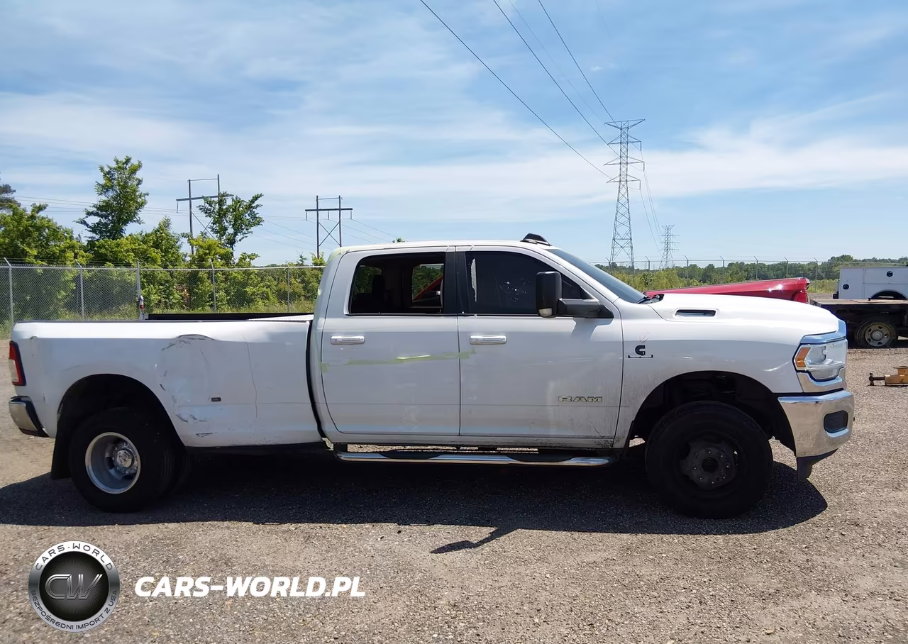 2019 Ram 3500 Big Horn 4X4 8' Box VIN:3C63RRHL4KG612309 - 13