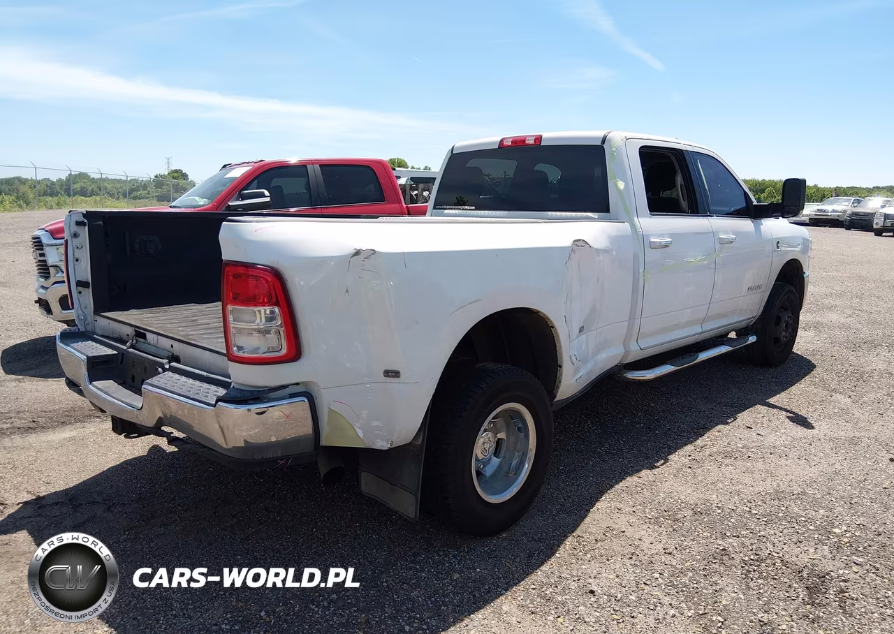 2019 Ram 3500 Big Horn 4X4 8' Box VIN:3C63RRHL4KG612309 - 4