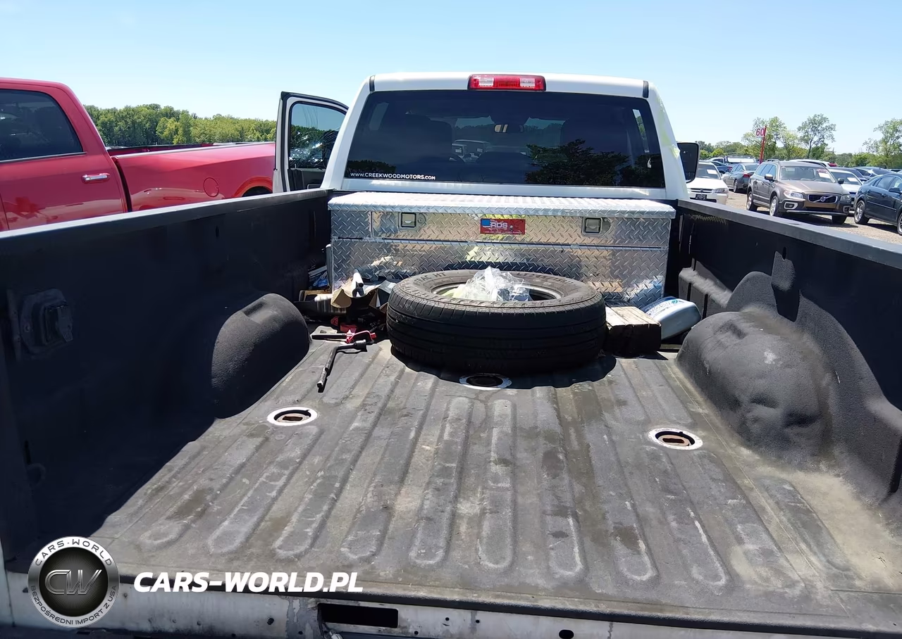 2019 Ram 3500 Big Horn 4X4 8' Box VIN:3C63RRHL4KG612309 - 6
