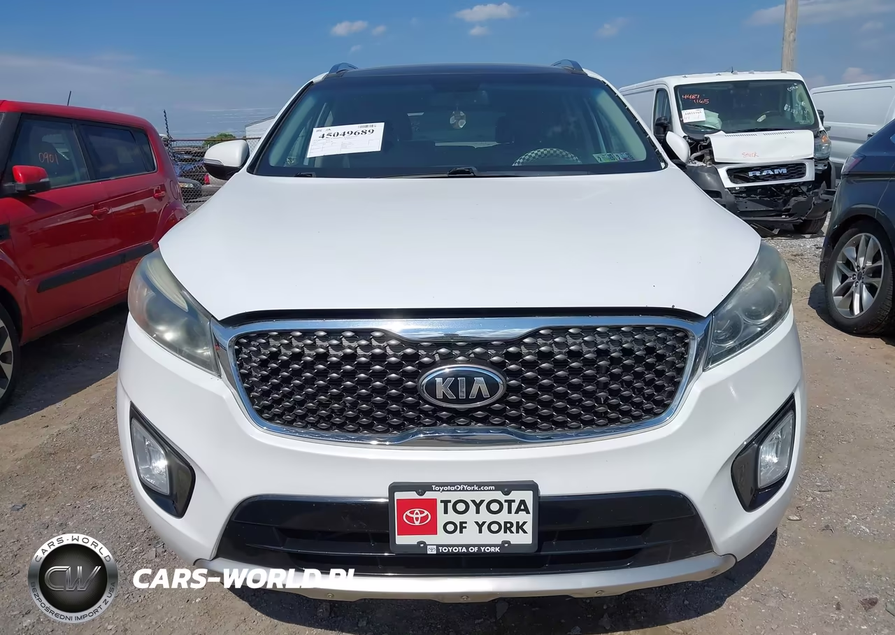 2017 Kia Sorento 3.3L Sx VIN:5XYPK4A52HG304060 - 12