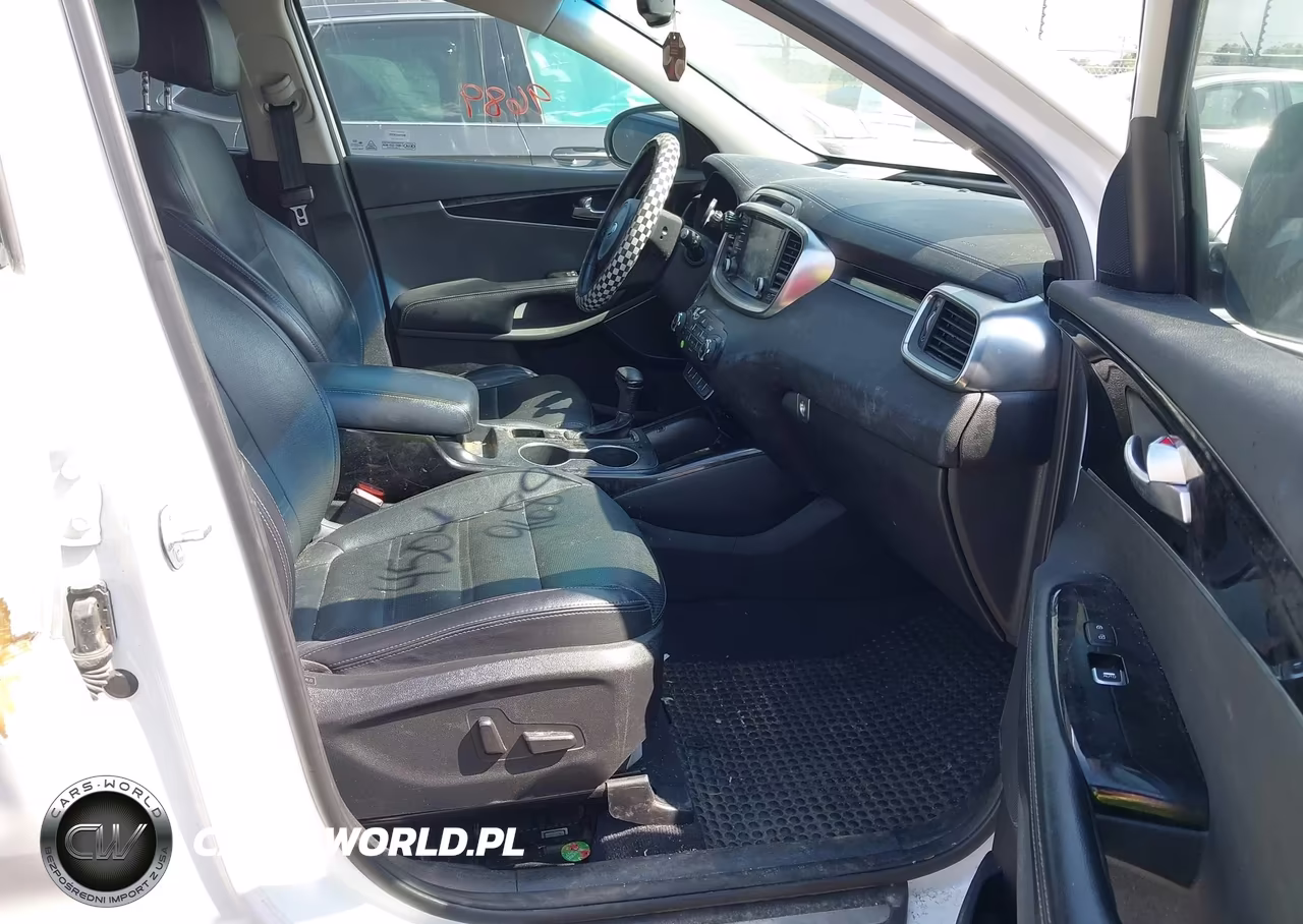 2017 Kia Sorento 3.3L Sx VIN:5XYPK4A52HG304060 - 5