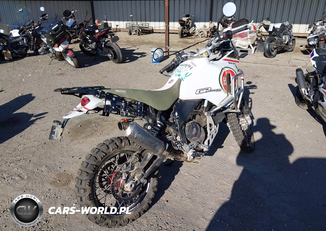 2023 Ducati Desert X VIN:ZDMXANDT9PB001292 - 4