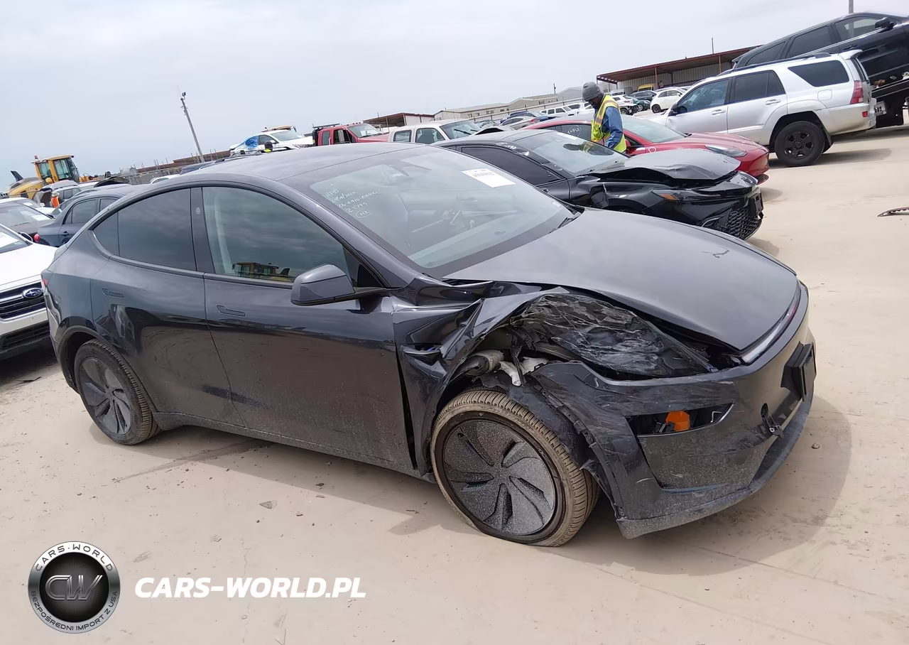 2026 Tesla Model Y VIN:7SAYGDEDXTA494522 - 13