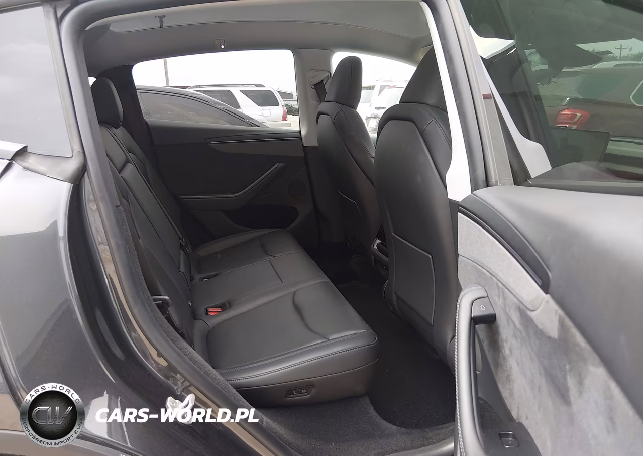 2026 Tesla Model Y VIN:7SAYGDEDXTA494522 - 8