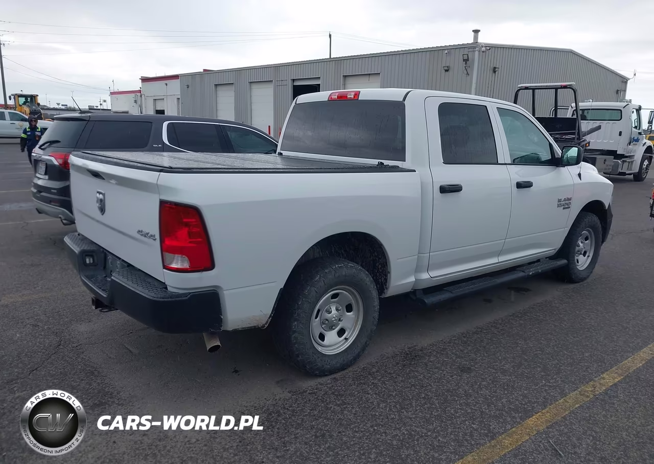 2021 Ram 1500 Classic Tradesman 4X4 5'7 Box VIN:3C6RR7KG1MG713563 - 4