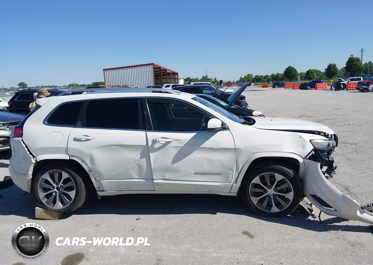 2019 Jeep Cherokee Overland 4X4 VIN:1C4PJMJX3KD351205 - 14