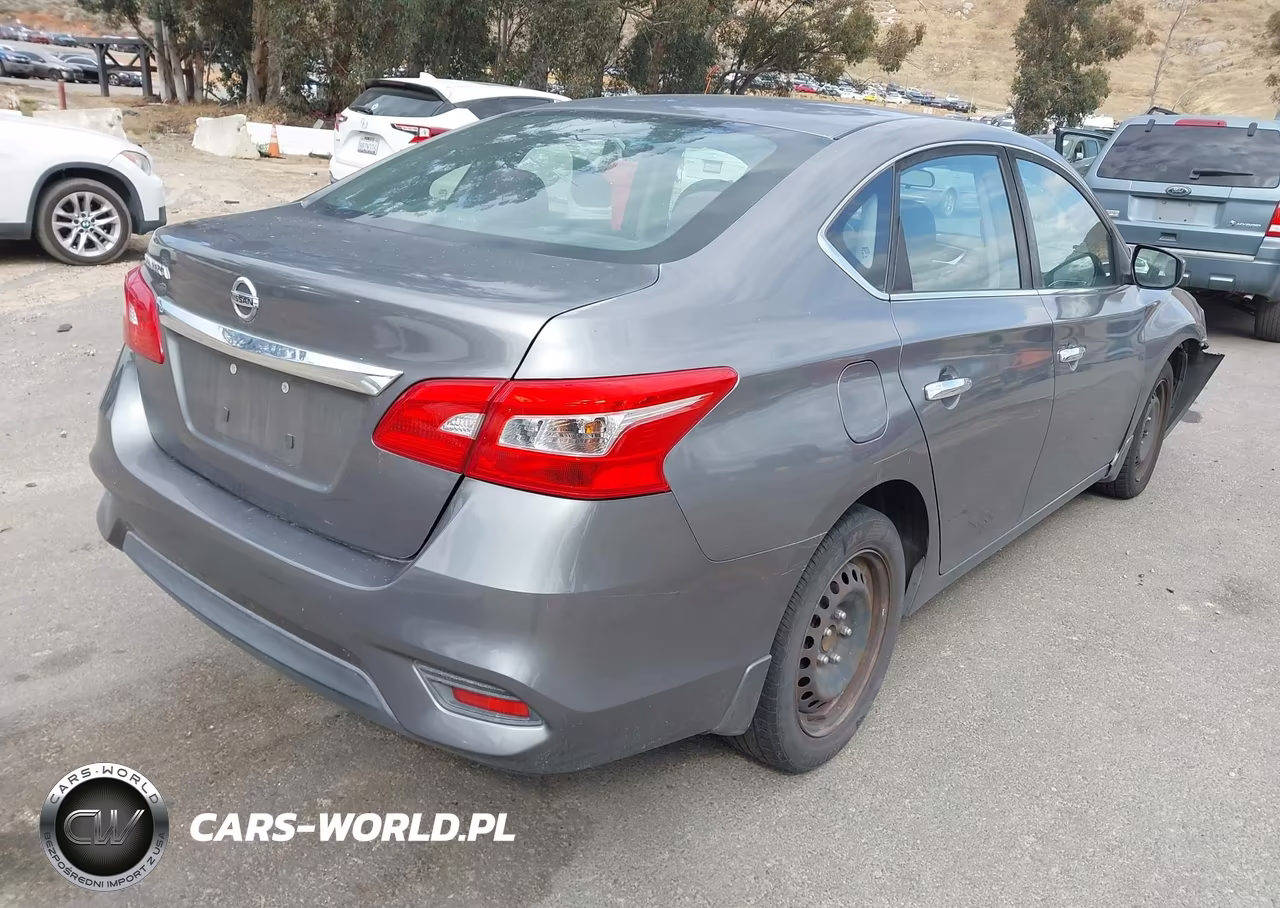2016 Nissan Sentra S VIN:3N1AB7AP6GY318596 - 4