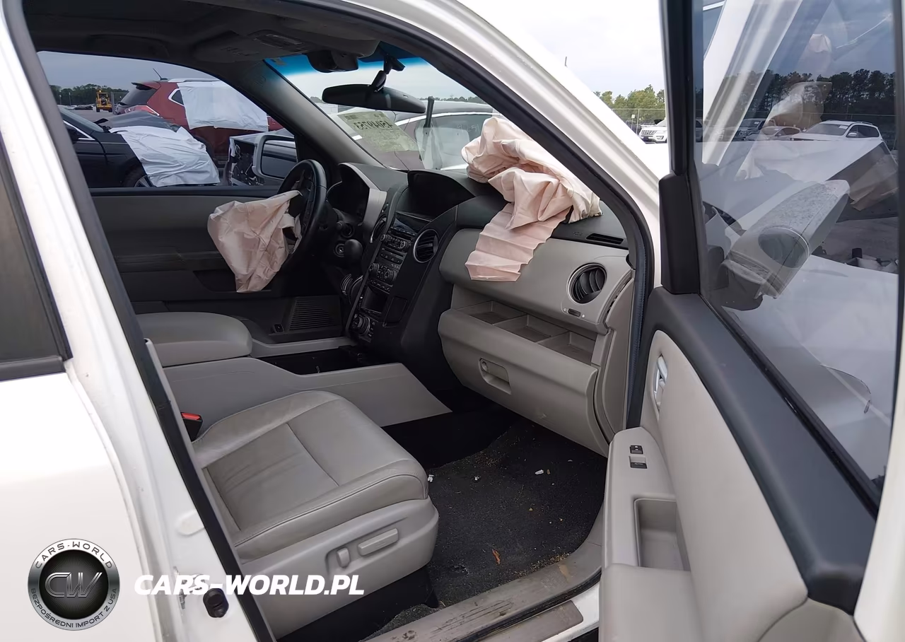 2012 Honda Pilot Touring VIN:5FNYF3H92CB012730 - 5