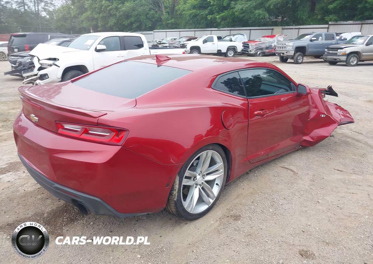 2018 Chevrolet Camaro 1Lt VIN:1G1FB1RS1J0145542 - 4
