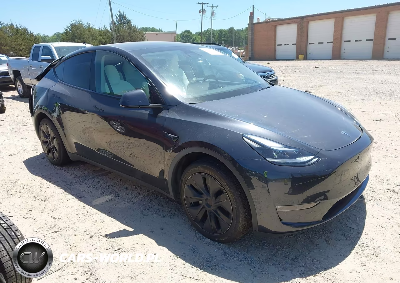 2025 Tesla Model Y Long Range Dual Motor All-Wheel Drive