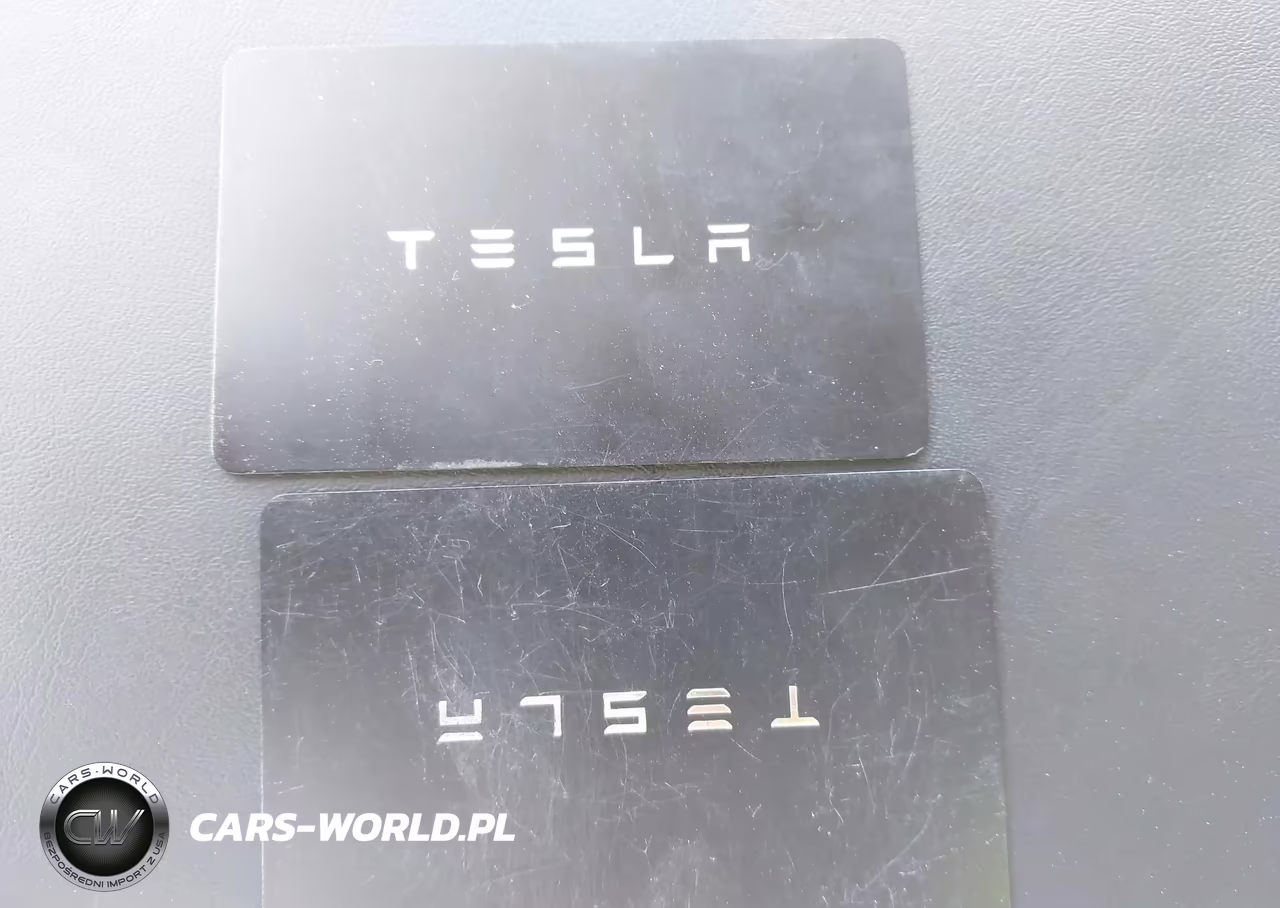 2025 Tesla Model Y Long Range Dual Motor All-Wheel Drive VIN:7SAYGAEE4SF230737 - 11
