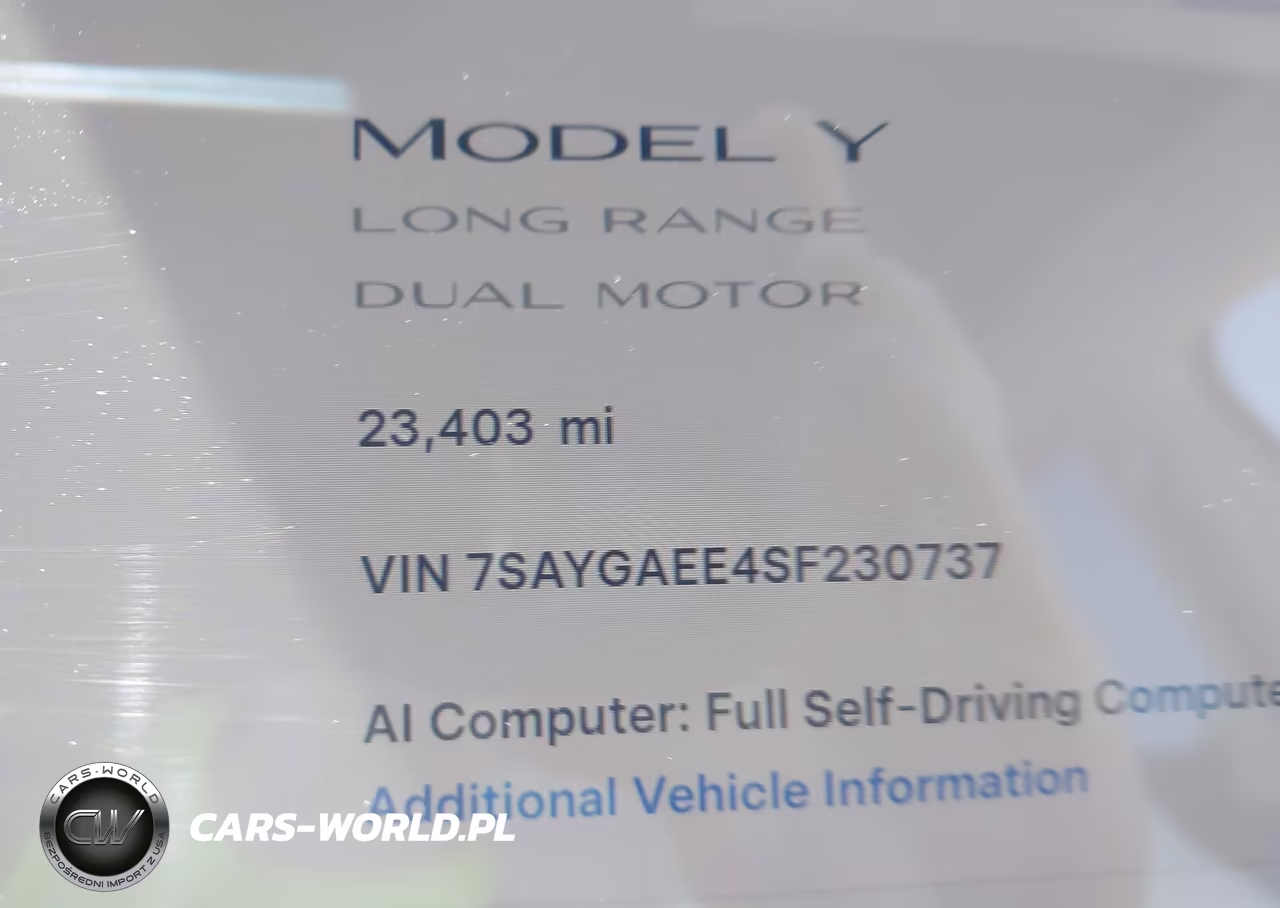 2025 Tesla Model Y Long Range Dual Motor All-Wheel Drive VIN:7SAYGAEE4SF230737 - 15