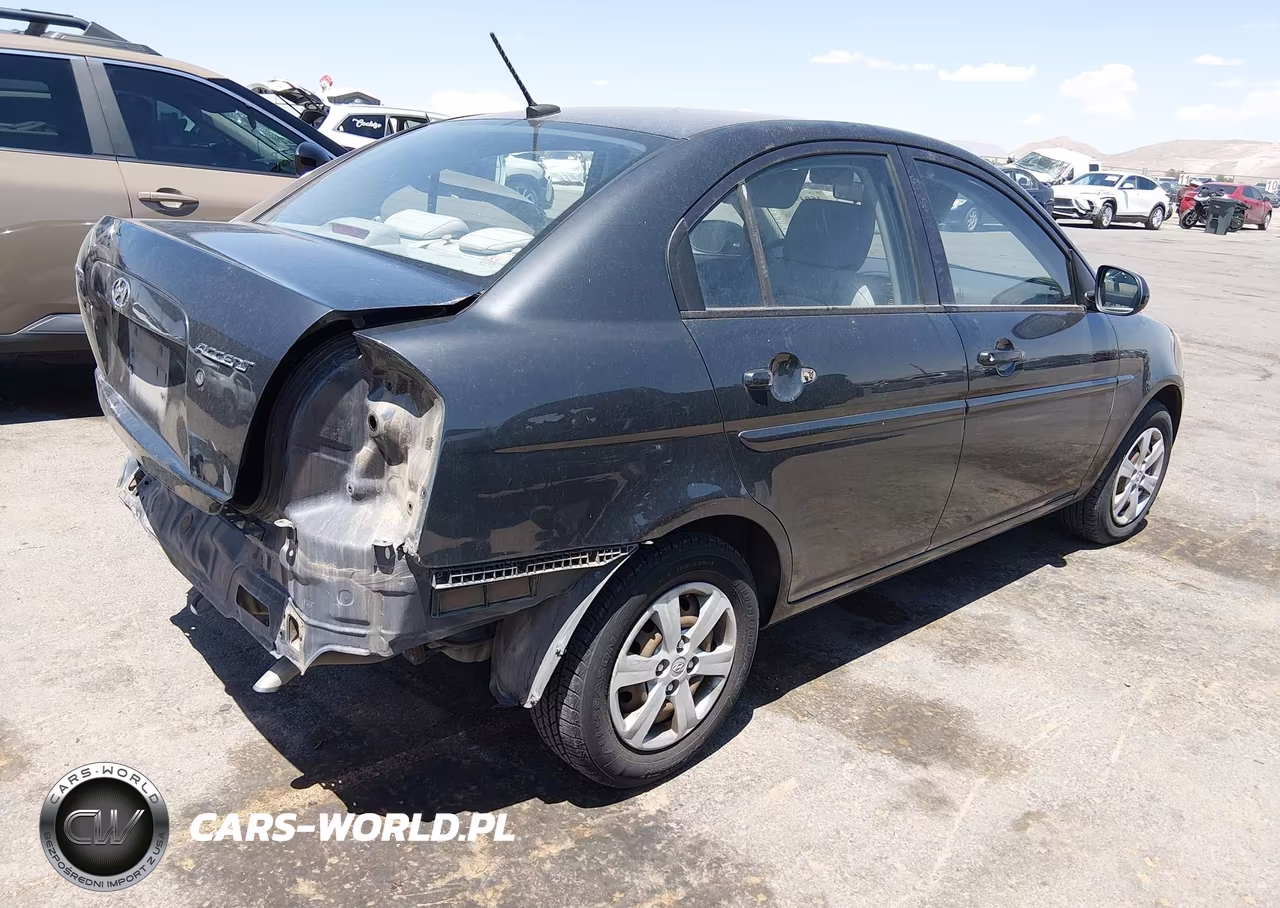2010 Hyundai Accent Gls VIN:KMHCN4AC7AU431374 - 4