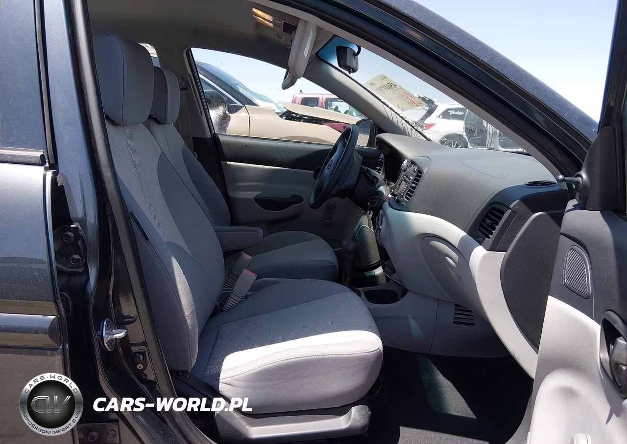 2010 Hyundai Accent Gls VIN:KMHCN4AC7AU431374 - 5