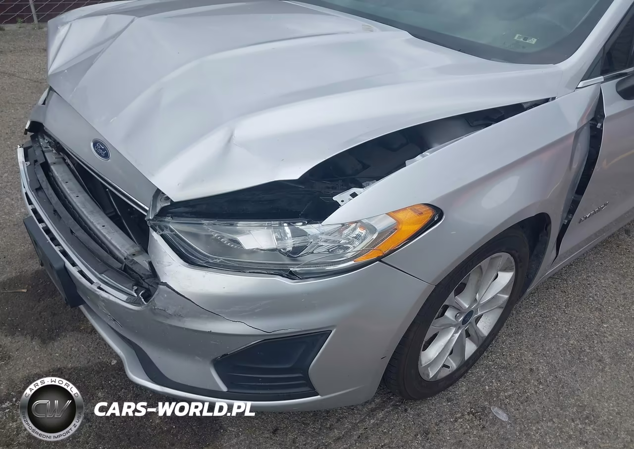 2019 Ford Fusion Hybrid Se VIN:3FA6P0LU6KR175804 - 17