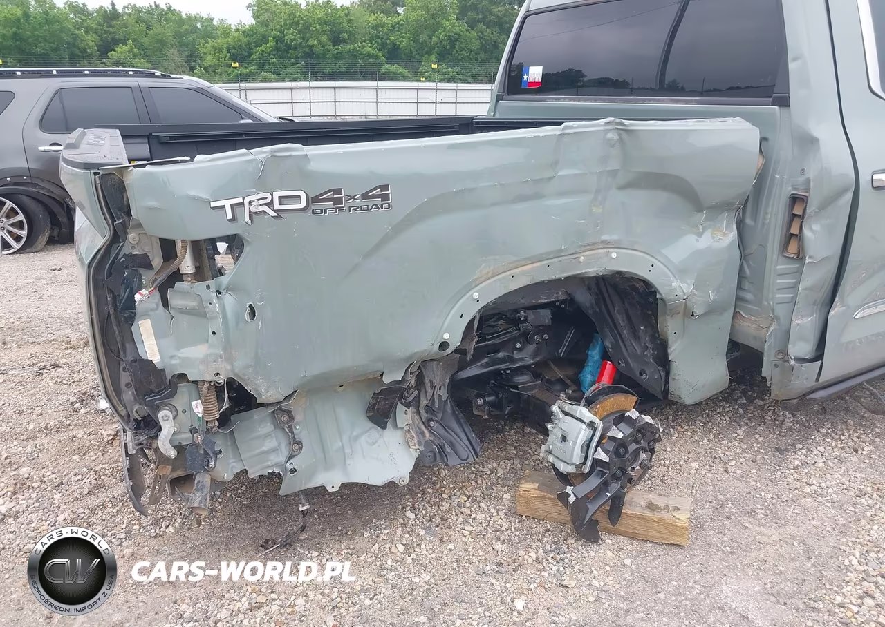 2025 Toyota Tundra Hybrid 1794 Edition Crewmax 5.5' Bed VIN:5TFMC5DB7SX106716 - 6