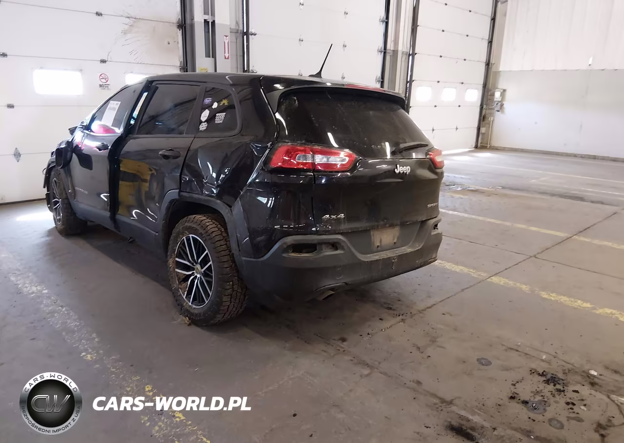2015 Jeep Cherokee Sport VIN:1C4PJMAB8FW792097 - 3