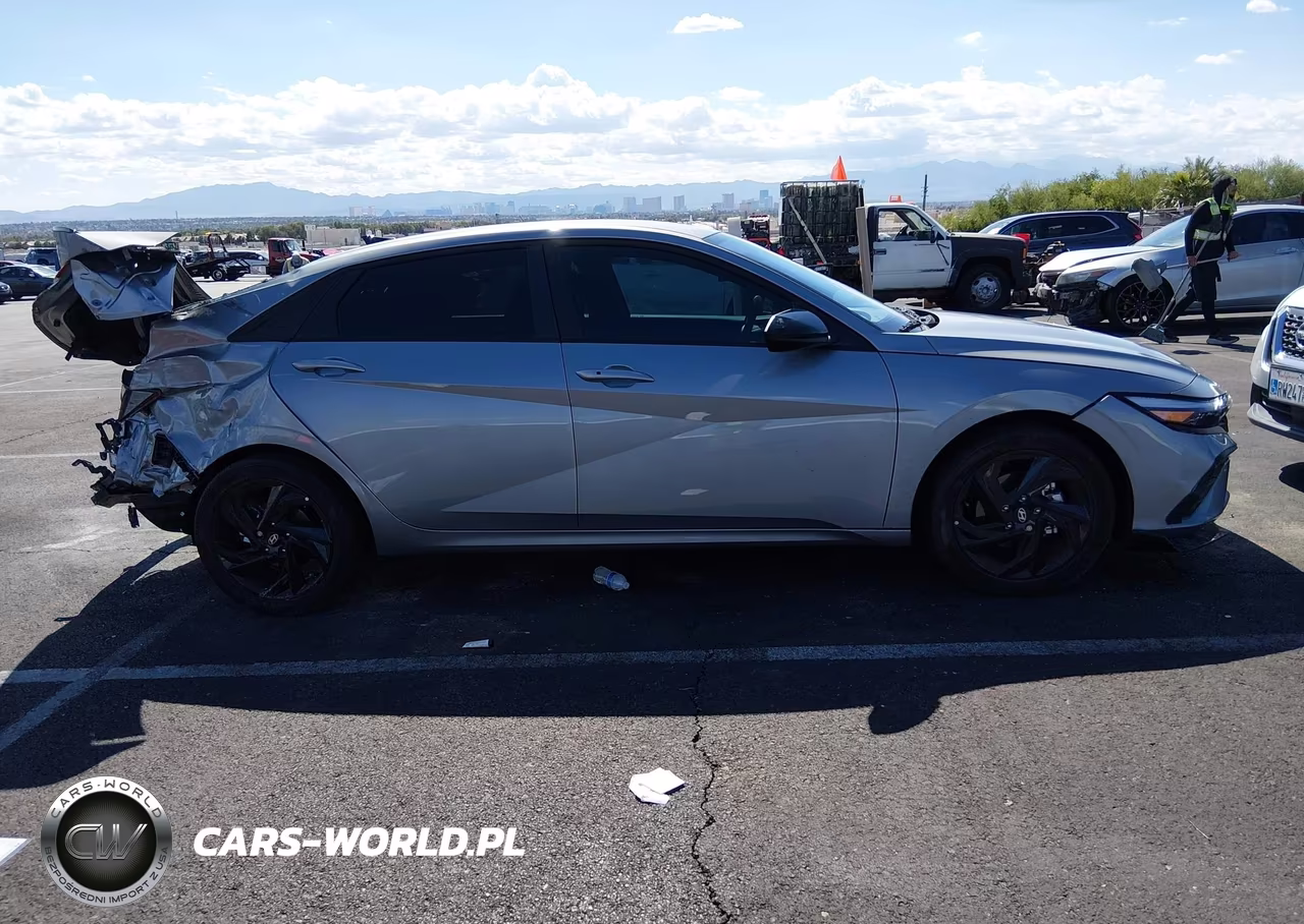 2026 Hyundai Elantra Sel Sport VIN:KMHLM4DG0TU099959 - 14