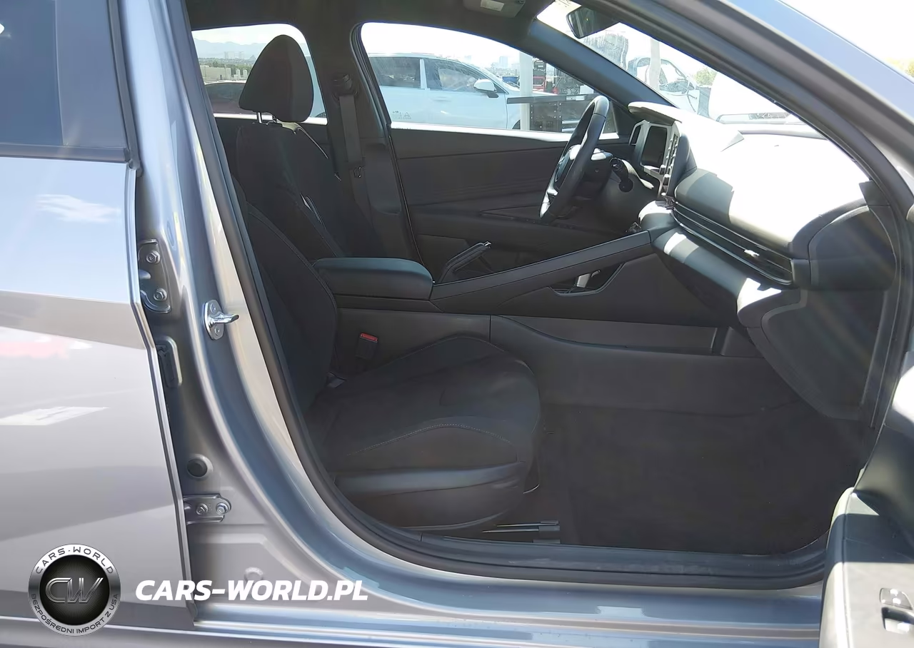 2026 Hyundai Elantra Sel Sport VIN:KMHLM4DG0TU099959 - 5